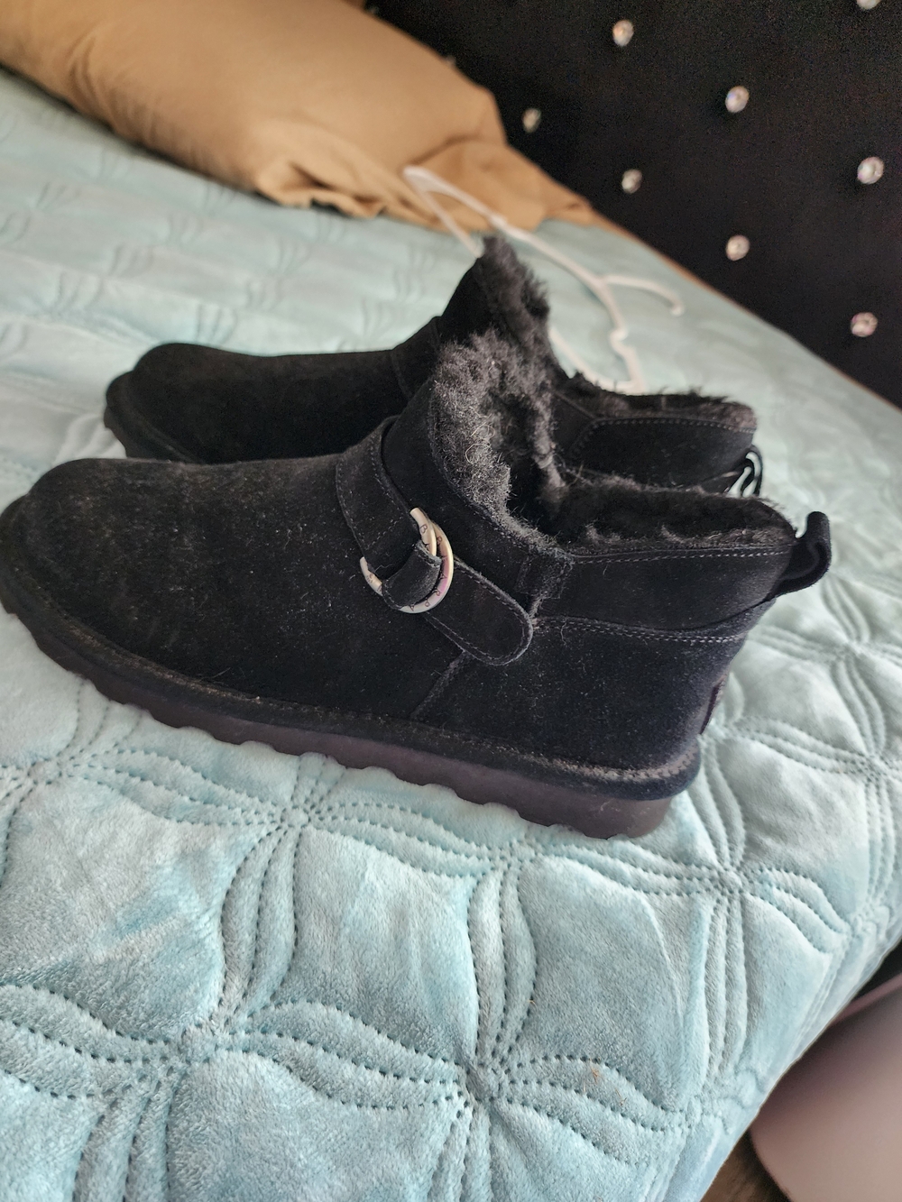 Bear Paw Womens Black Suede Winter Ankle Boots with Shearling Lining